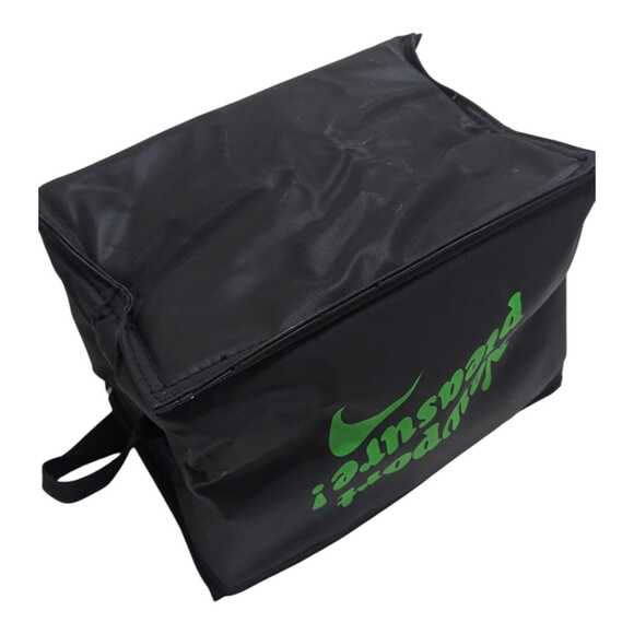 Newport Pleasure Insulated Cooler Bag 8x6x6” Black 6 Can Lunchbox Tote‎ w Strap - Picture 6 of 7